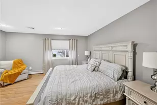 82 Mohawk Trail, Cranston, RI 02921 - Photo 7