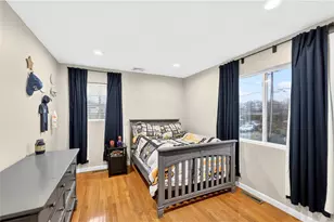 82 Mohawk Trail, Cranston, RI 02921 - Photo 11