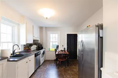 21 Congdon Avenue, Newport, RI 02840 - Photo 13