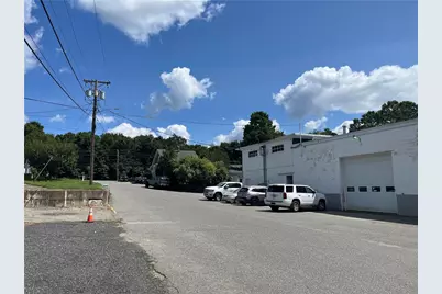 10 Lambert Avenue, Cumberland, RI 02864 - Photo 3