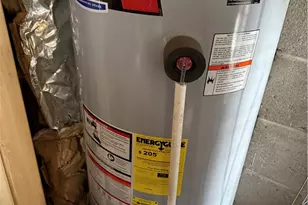 27 Fairview Ave, Cumberland, RI 02864 - Photo 13