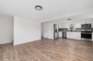 26 Limestone Rd, Warwick, RI 02889 - Photo 11