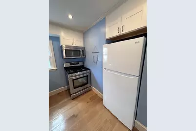 19 Catherine Street #2, Bristol, RI 02809 - Photo 9