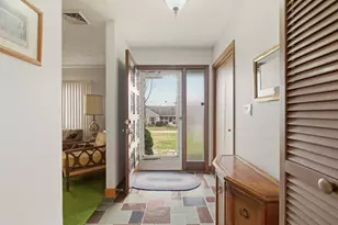 8 Wabasso Terrace, Middletown, RI 02842 - Photo 5