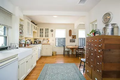 94 Spring Street #2, Newport, RI 02840 - Photo 7