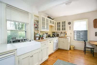 94 Spring Street #2, Newport, RI 02840 - Photo 3