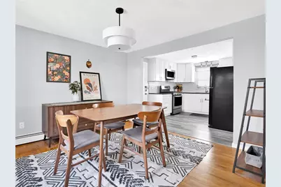 32 Hamlin Avenue, Warwick, RI 02889 - Photo 9