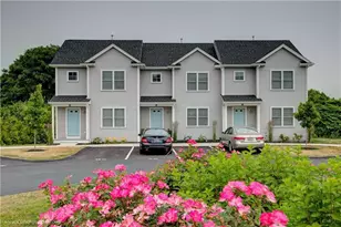 56 Mariner Way, Middletown, RI 02842 - Photo 1