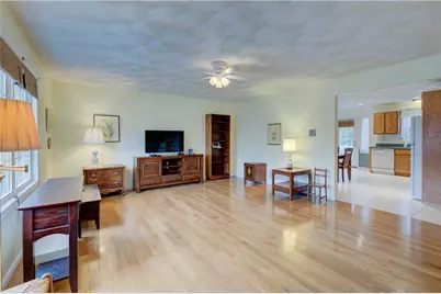 25 Hyde Avenue, Pawtucket, RI 02861 - Photo 7