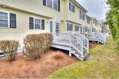 25 Hyde Avenue, Pawtucket, RI 02861 - Photo 3