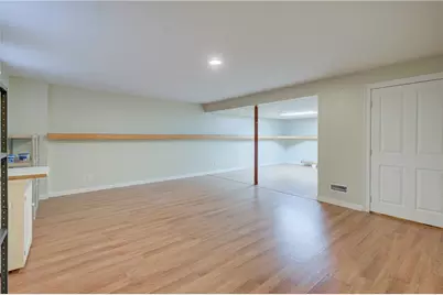 25 Hyde Avenue, Pawtucket, RI 02861 - Photo 23