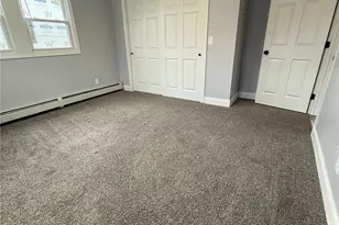 61 Vale St, Pawtucket, RI 02860 - Photo 7