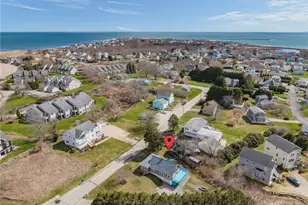 31 Hemlock Ave, Narragansett, RI 02882 - Photo 3