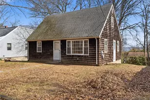 16 Triton Dr, North Kingstown, RI 02874 - Photo 1