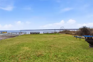 16 Triton Dr, North Kingstown, RI 02874 - Photo 3