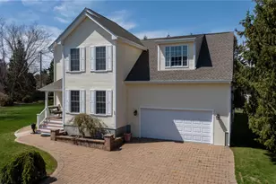 25 Southern View Dr, Narragansett, RI 02882 - Photo 3