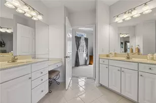 25 Southern View Dr, Narragansett, RI 02882 - Photo 31