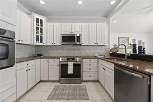 25 Southern View Dr, Narragansett, RI 02882 - Photo 15