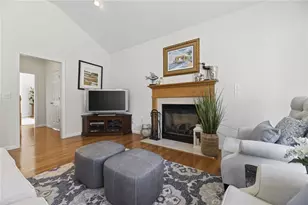 25 Southern View Dr, Narragansett, RI 02882 - Photo 9