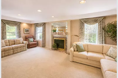 7 Beech Tree Road, East Providence, RI 02916 - Photo 5