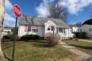 4 Dunbar St, Providence, RI 02909 - Photo 3