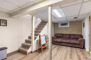 32 Overhill Rd, Warren, RI 02885 - Photo 35