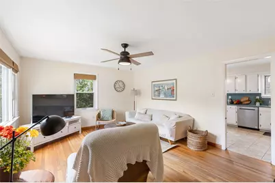 32 Overhill Road, Warren, RI 02885 - Photo 11