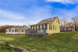 26 Pier Rd, Portsmouth, RI 02872 - Photo 1