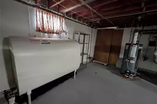 66 Scenic Dr, Warwick, RI 02886 - Photo 13