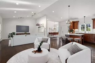 20 Peggy Dr, Cumberland, RI 02864 - Photo 3