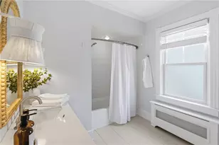 60 Prospect Hill St, Newport, RI 02840 - Photo 25