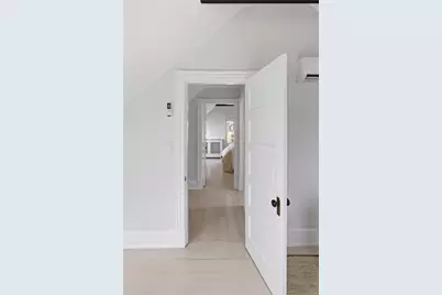 60 Prospect Hill Street, Newport, RI 02840 - Photo 21