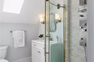 60 Prospect Hill St, Newport, RI 02840 - Photo 17