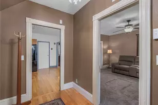 95 Corinth St, Providence, RI 02907 - Photo 13