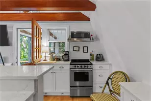 99 Coggeshall Ave, Newport, RI 02840 - Photo 23