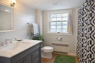 2678 E Main Rd, Portsmouth, RI 02871 - Photo 15