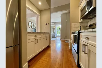 541 Bellevue Avenue #4, Newport, RI 02840 - Photo 13