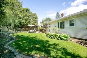 23 Sherwood Rd, Middletown, RI 02842 - Photo 31