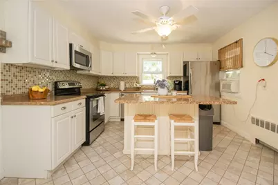 23 Sherwood Road, Middletown, RI 02842 - Photo 7