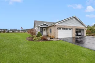 19 Bella Vista Cir, Glocester, RI 02814 - Photo 1