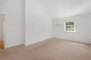 9 Spring St, Jamestown, RI 02835 - Photo 27