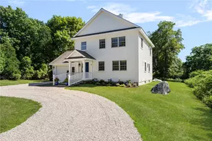 9 Spring St, Jamestown, RI 02835 - Photo 5