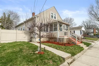 11 La Salle Drive, Providence, RI 02908 - Photo 3