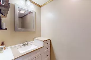 33 Teakwood Dr W, Coventry, RI 02816 - Photo 25