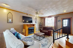 33 Teakwood Dr W, Coventry, RI 02816 - Photo 5