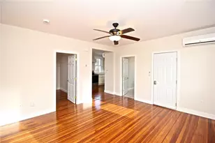 668 Thames St, Newport, RI 02840 - Photo 15