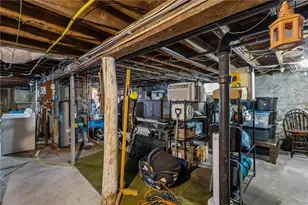 469 Winter St, Woonsocket, RI 02895 - Photo 33