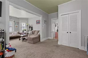 469 Winter St, Woonsocket, RI 02895 - Photo 9