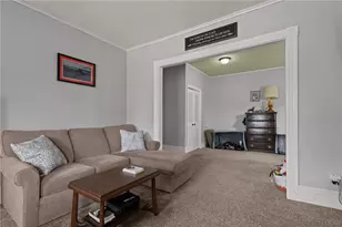 469 Winter St, Woonsocket, RI 02895 - Photo 11