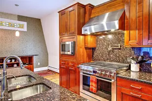 159 Sutton St, Providence, RI 02903 - Photo 15